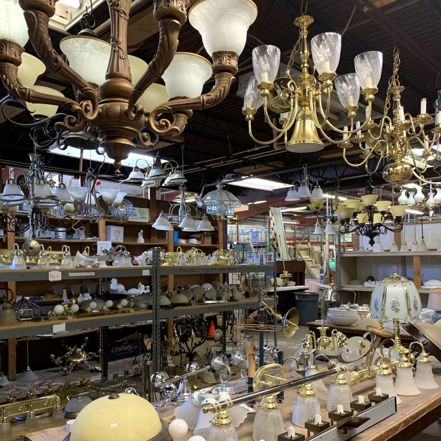 My Ultimate Guide To Thrifting: Tips & Tricks For Scoring Beautiful