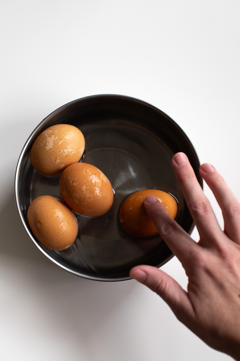 Brown pigment dissolving from eggshell during vinegar soak
